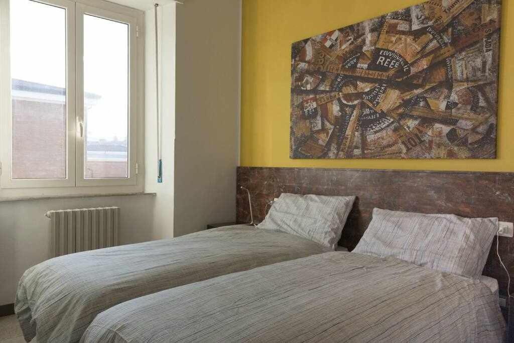 Ospitaci Appartamenti Viale Mezzetti โฟลีโญ ภายนอก รูปภาพ